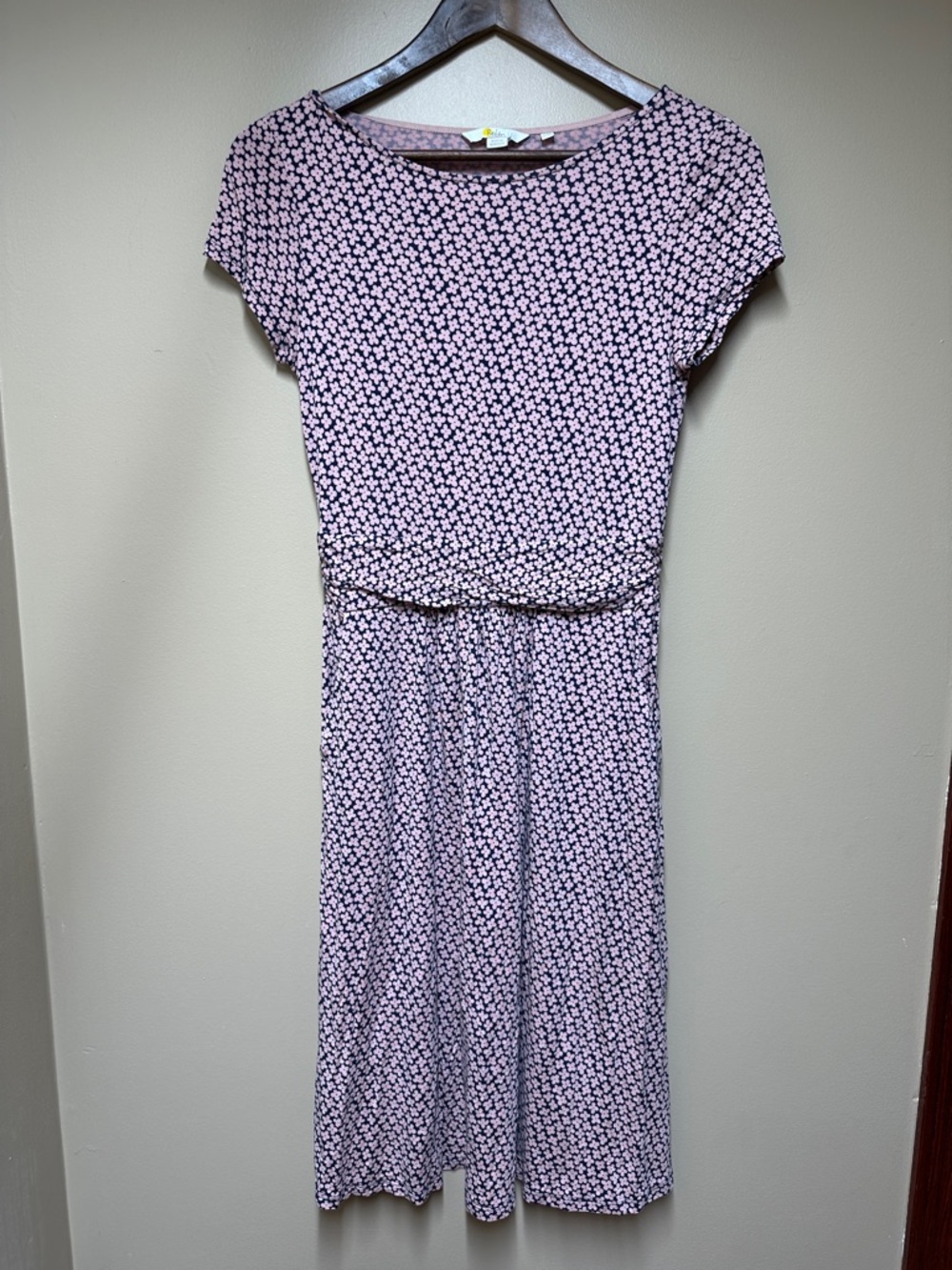 Boden Pink Floral Cap-Sleeve Midi Dress